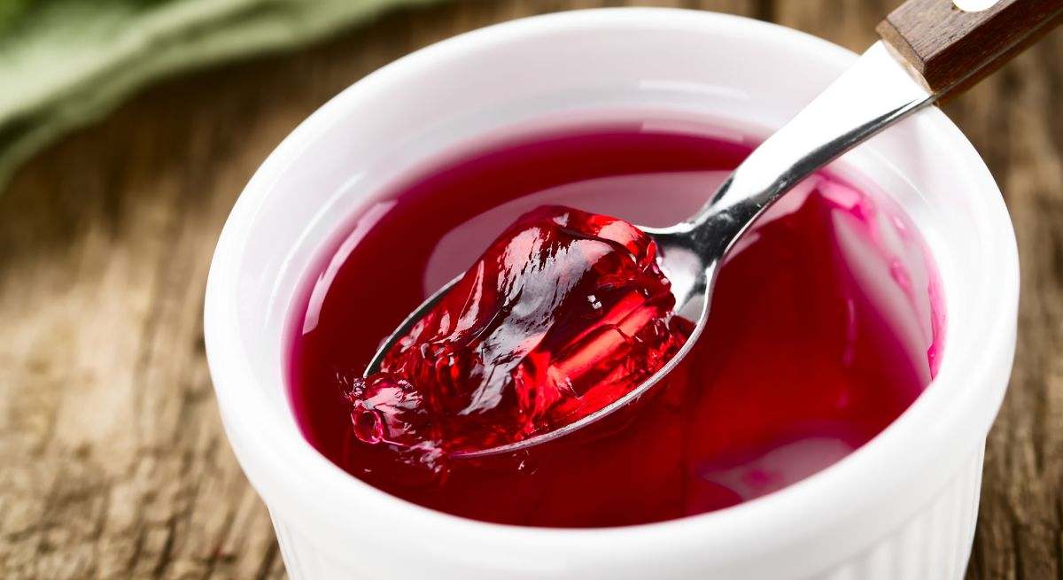 Cómo preparar gelatina rica en colágeno: la alternativa perfecta al caldo de huesos con solo tres ingredientes