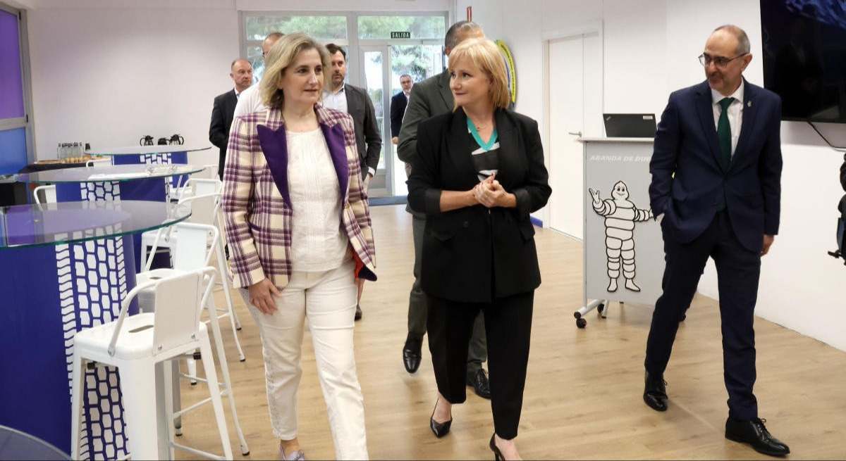 La presidenta de Michelin España destaca que las plantas de nuestro país son  referentes  dentro del grupo