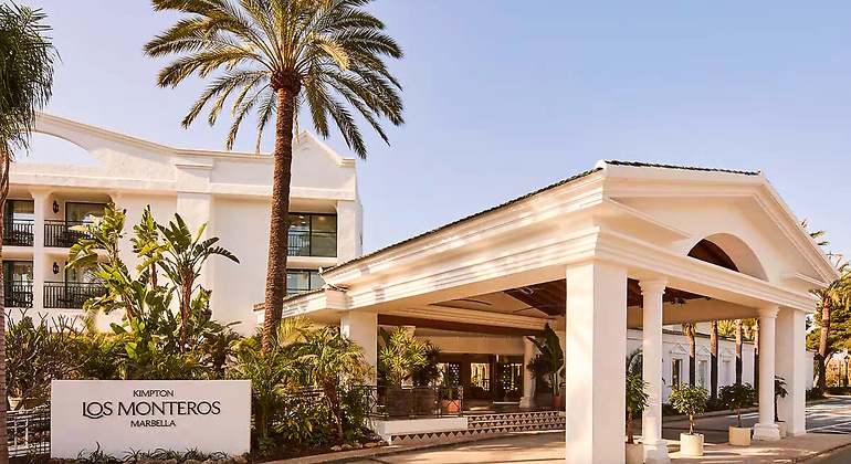 Los Monteros