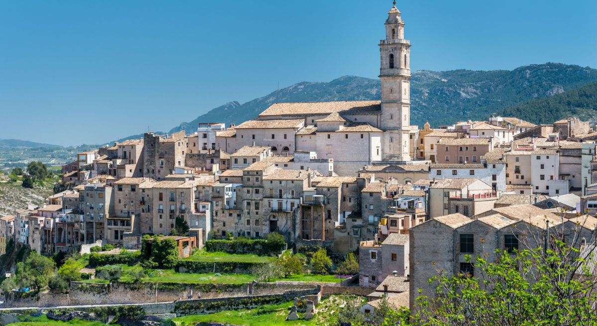La villa medieval de la Comunidad Valenciana que esconde un  laberinto aéreo : un legado histórico