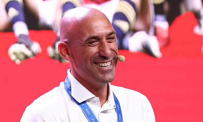 EuropaPress_4652292_luis_rubiales_smiles_during_the_act_of_reception_of_the_spain_under_20.jpg