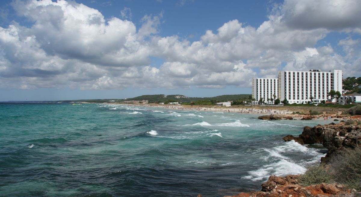 Playa de Son Bou (Menorca)