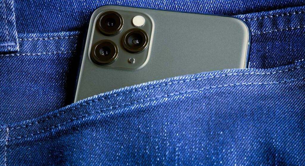 Con funda no caben