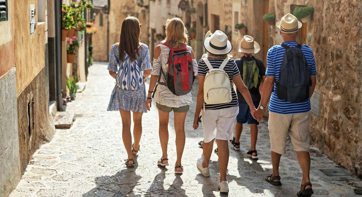 Ocho cosas que hacen las personas de clase media-baja cuando están de vacaciones y que no entienden las de clase alta