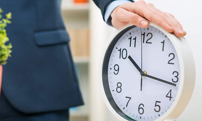 trabajo-horas-dreamstime.jpg