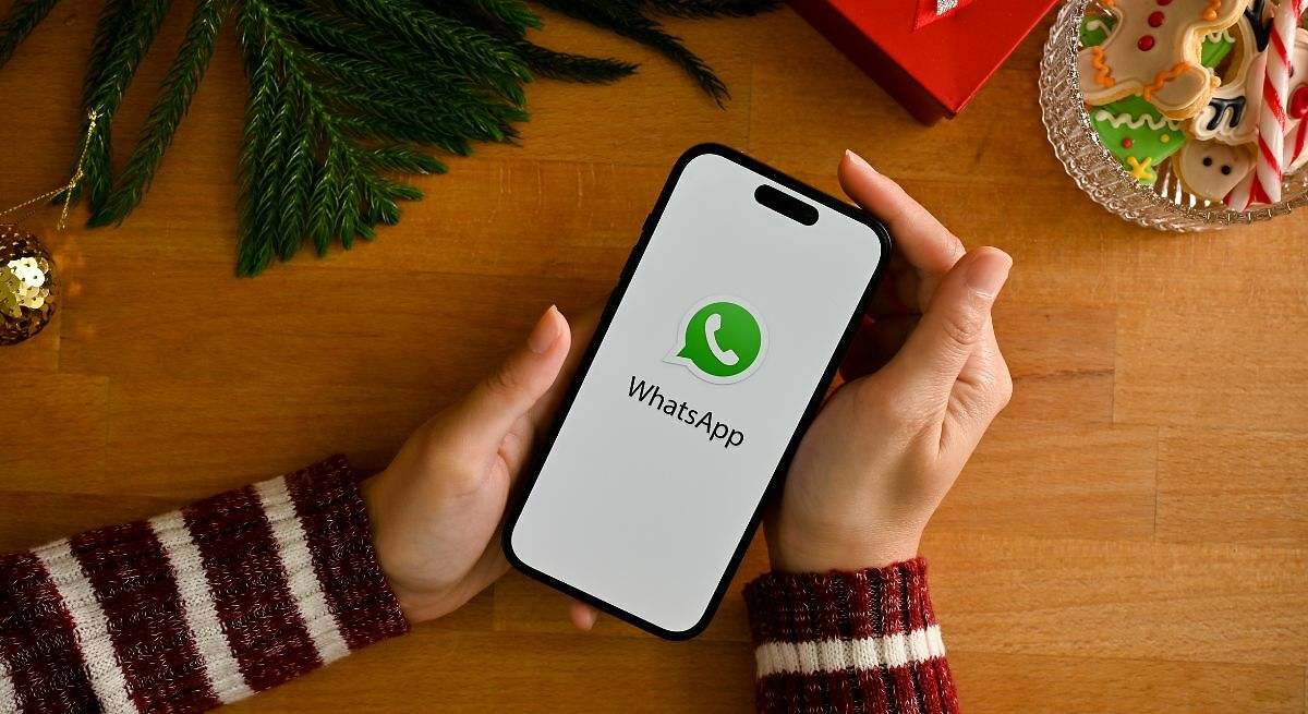 La Policía Nacional pide a los ciudadanos estar alerta ante una nueva estafa por Whatsapp: "Si picas, el estafador habrá vaciado tu cuenta"