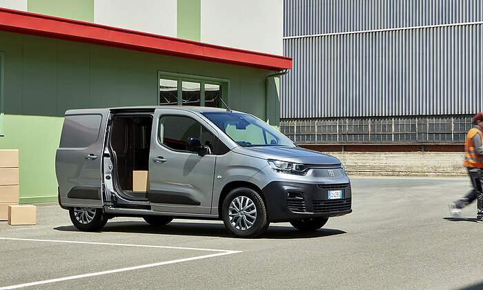 FIAT_DOBLO_01.jpg