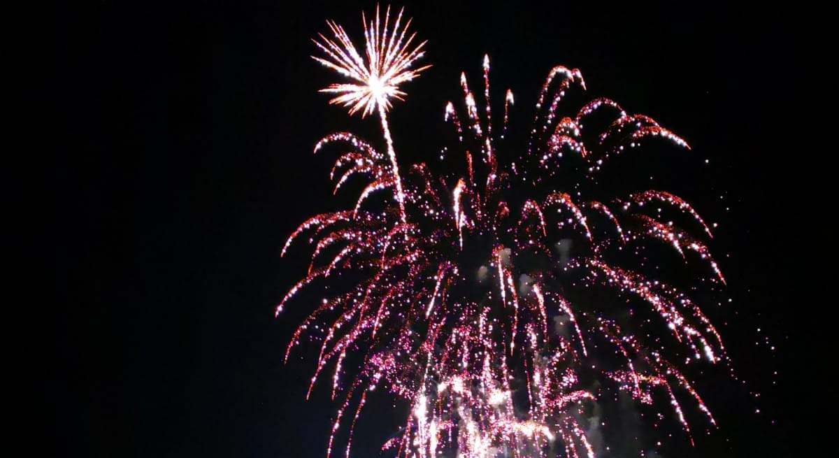 Las pirotecnias extremeñas pierden este verano una media de un 60% en su facturación tras las cancelaciones de los fuegos artificiales