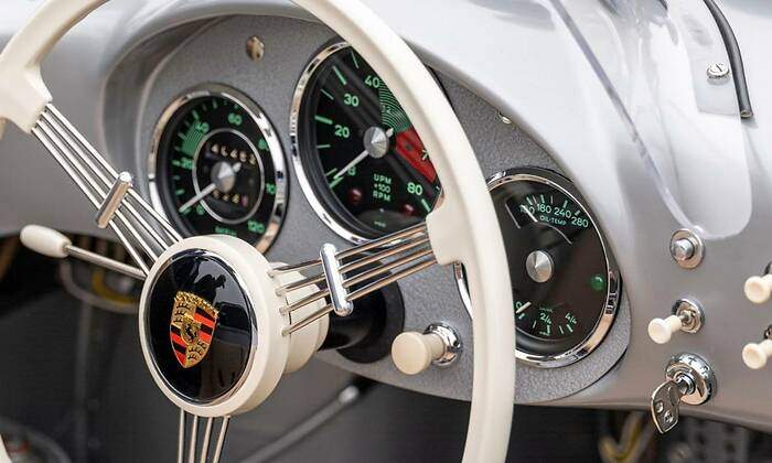 volante-porsche-bloomberg.jpg