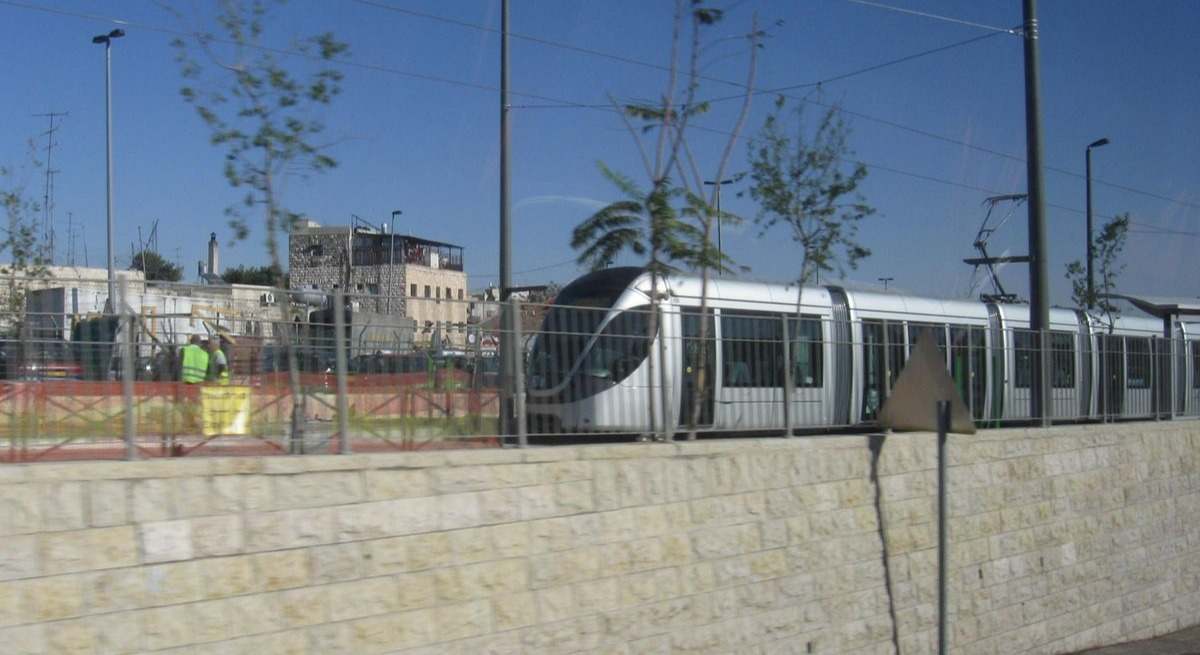CAF y su polémico contrato con Israel para construir el tranvía en Jerusalén