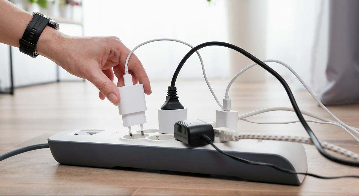 Cuáles son los electrodomésticos que menos energía consumen: puedes enchufarlos sin miedo