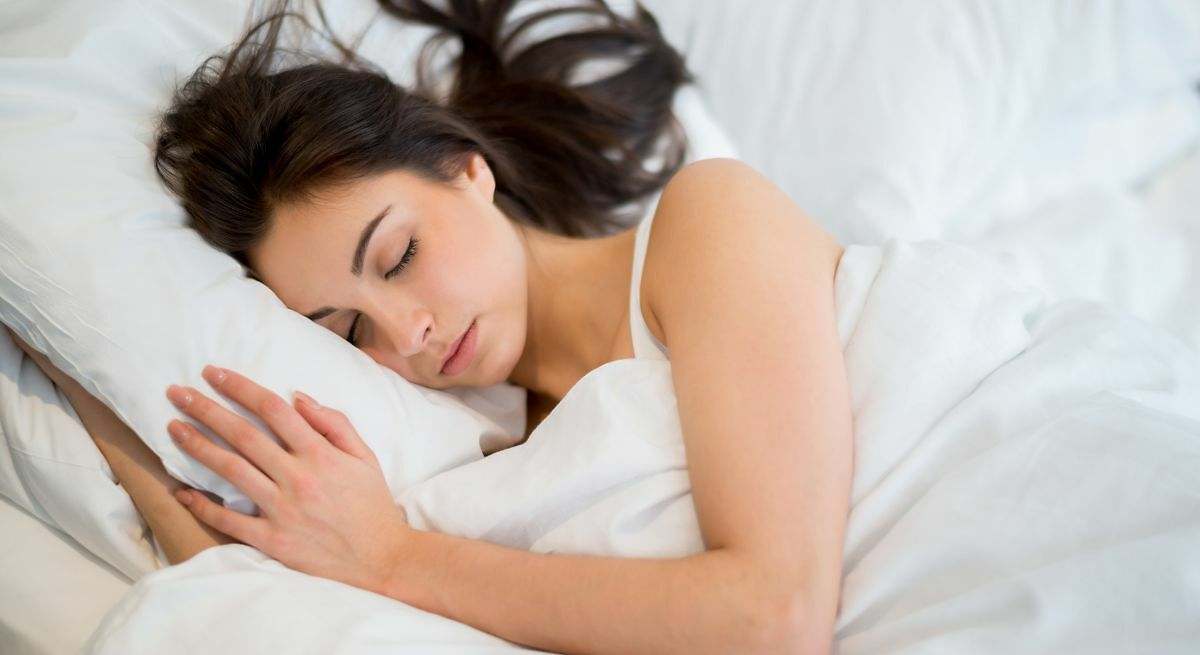 Magnesio, lavanda y otras 5 alternativas eficaces a la melatonina para dormir mejor
