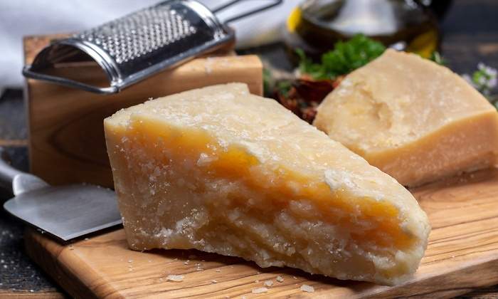 queso-parmigiano-dreamstime.jpg