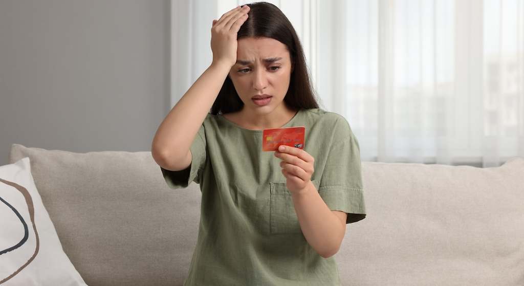 Una nueva estafa bancaria pone en alerta a miles de usuarios: "se le ha realizado una transferencia cuenta..."