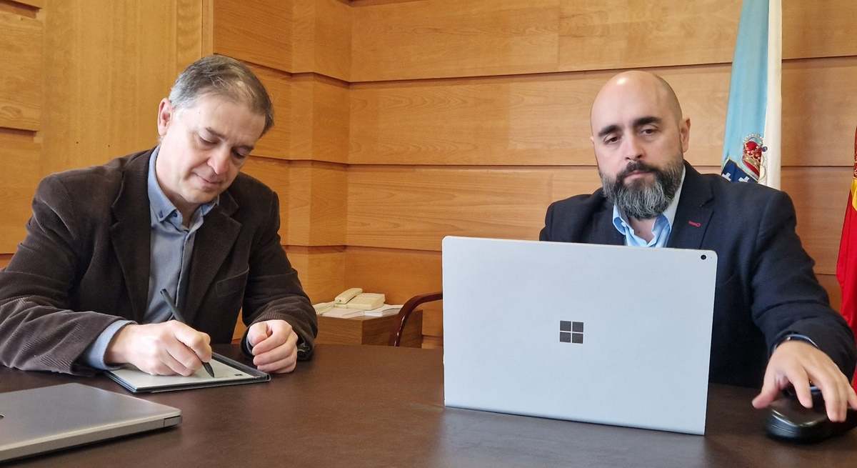 El profesor Ángel Miramontes releva en Patrimonio Cultural a Martínez Insua cuyo cese Rueda desliga de Altri