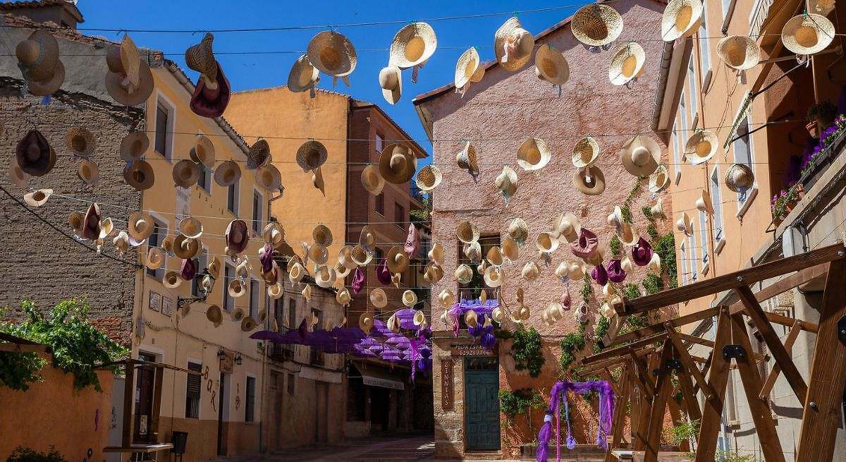 Así es el pueblo apodado 'la Provenza española' que pocos conocen y está a menos de una hora de Madrid