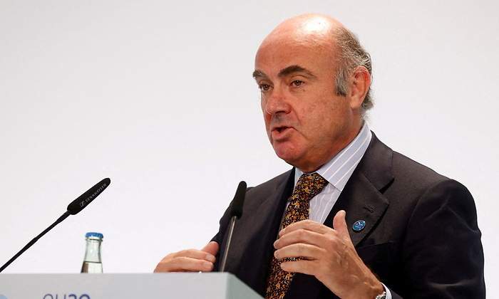 guindos-banca-tipos.jpg