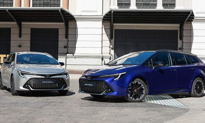 TOYOTA-COROLLA_01.jpg