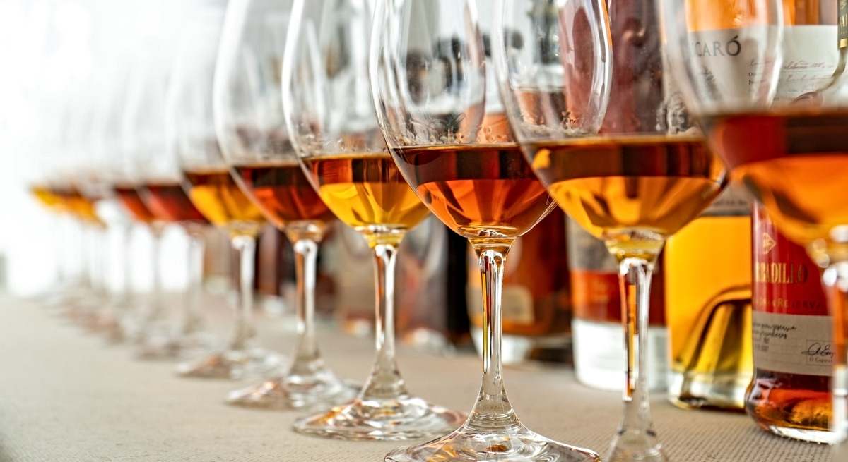 China anuncia que 34 productores de brandy de la UE han aceptado sus "compromisos de precios"