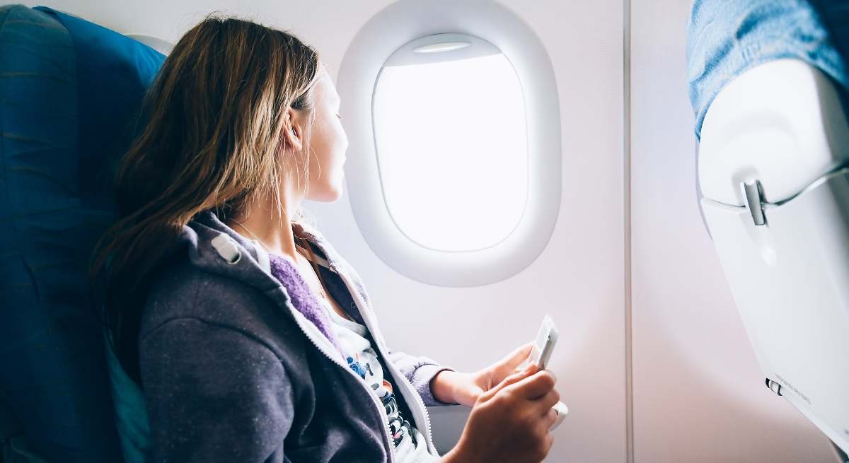 Un ingeniero de sistemas explica cómo evitar el asiento del medio en los aviones sin tener que pagar: "Si queremos un asiento con ventanilla..."