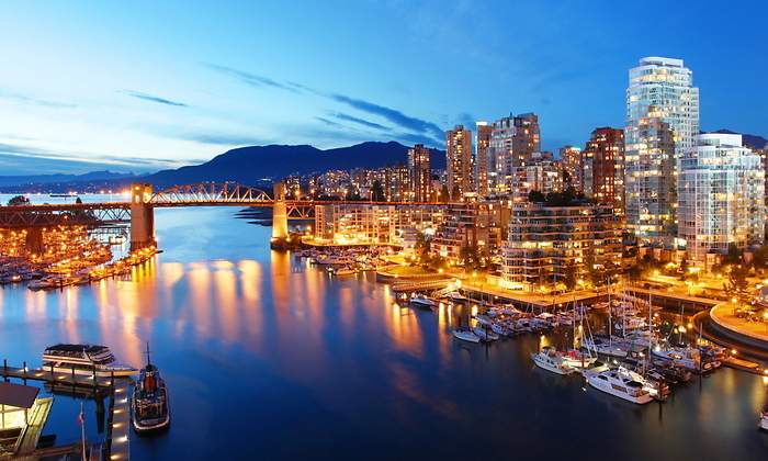 canada-dreamstime.jpg