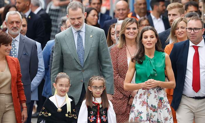 felipe-letizia-hurdes-1200-ok.jpg
