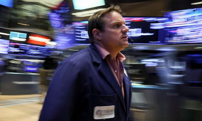 trader-reuters.jpg