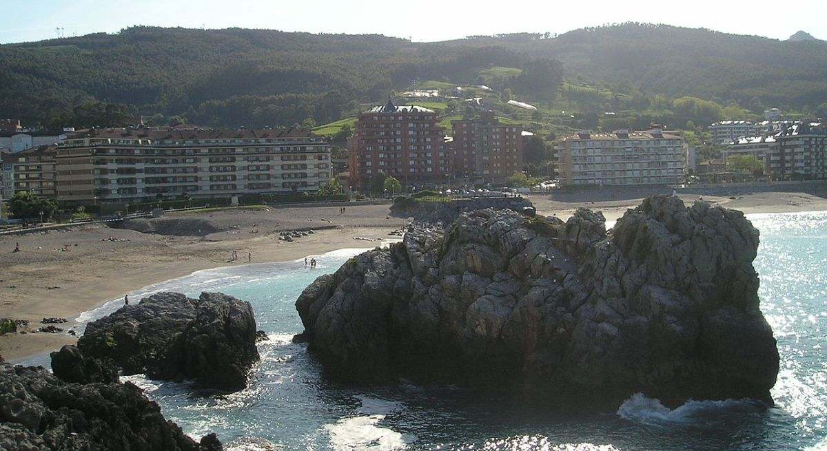 Playa de Ostende (Castro-Urdiales)