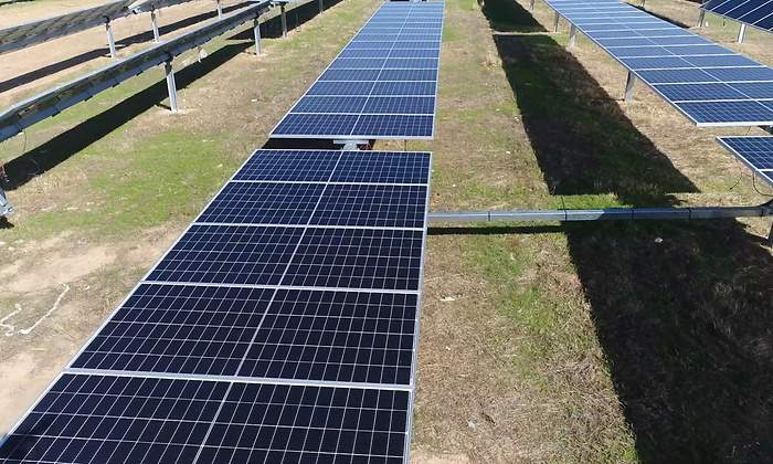 planta-fotovoltaica-Francisco-Pizarro-de-Iberdrola-en-Extremadura-1.jpg
