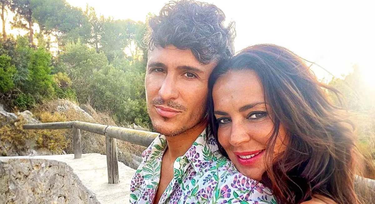 Olga Moreno y Agustín Etienne rompen tres años después y ella se refugia en  Rocío Flores