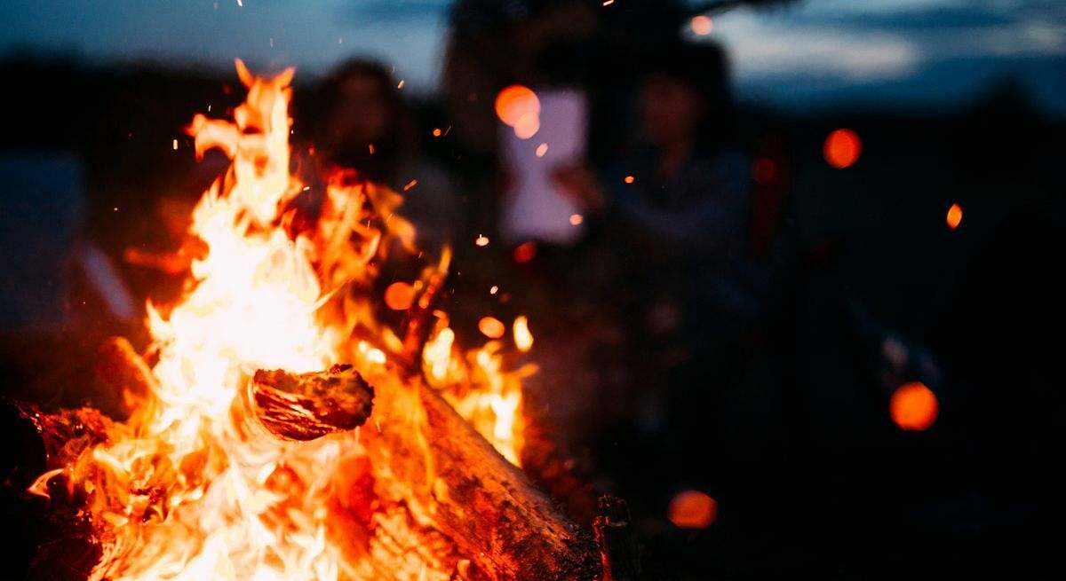 Hacer barbacoas o fuego