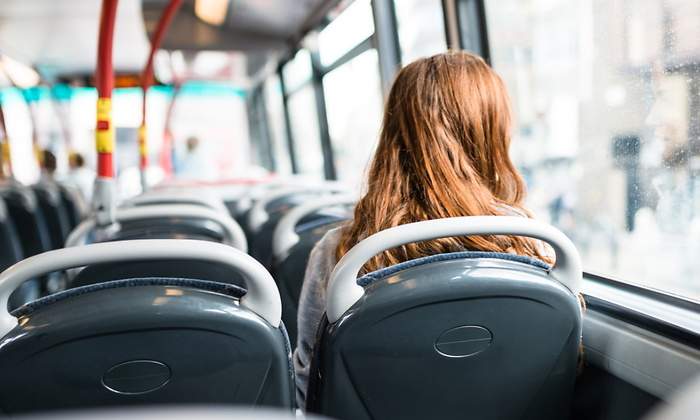mujer-autobus.jpg