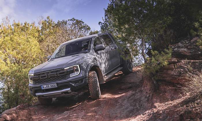 01-Ranger_Raptor-Conquer_Grey-05.jpg