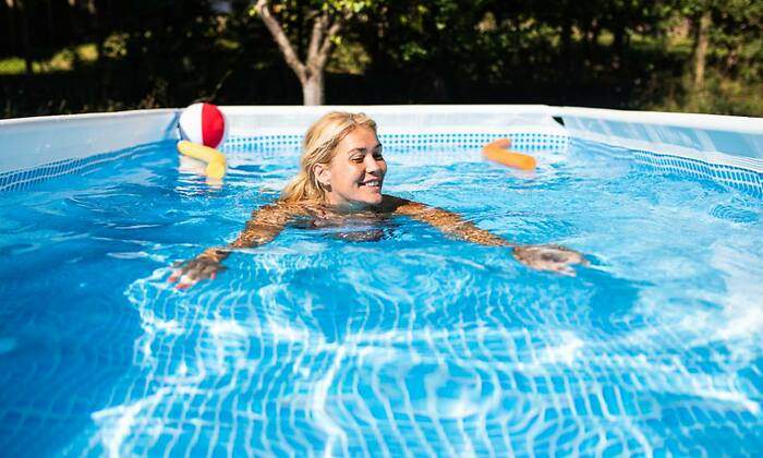 piscina-desmontable-iStock-1334841290.jpg