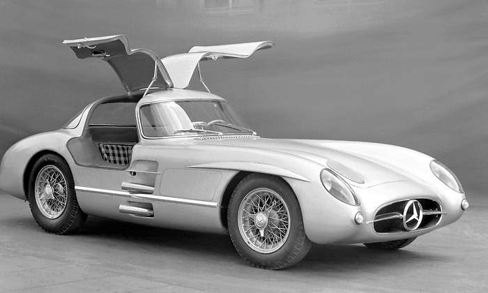 Mercedes-Benz-300-SLR-Uhlenhaut-Coupe.jpg