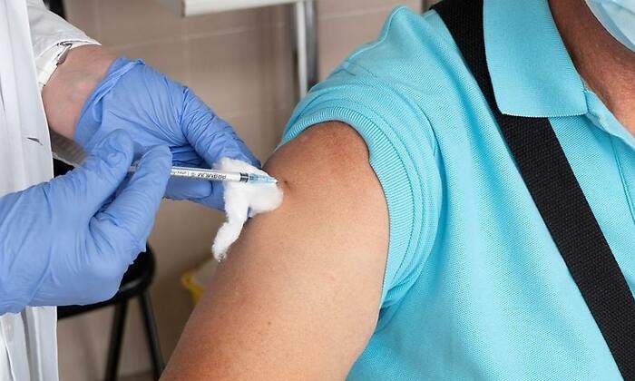 EuropaPress_4285941_vacuna_covid_coronavirus_vacunado-1.jpg