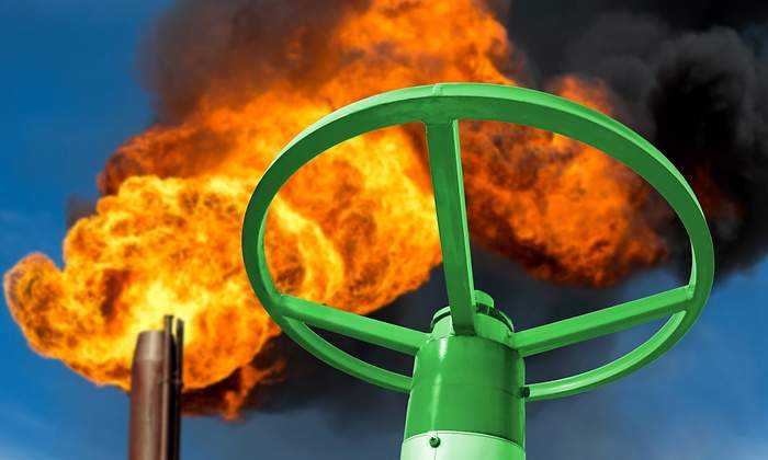 quema-gas-petroleo.jpg