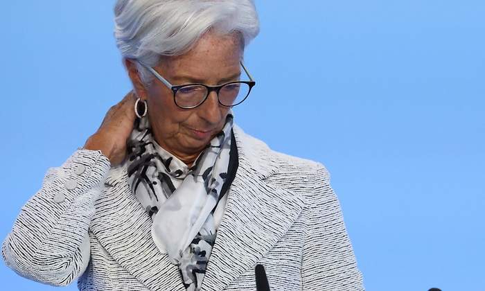 christine-lagarde-presidenta-banco-central-europeo-bce-cabizbaja-8septiembre2022-bloomberg-1200x655.jpg