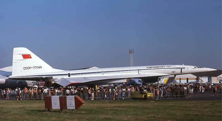 Una exhibición de Tupolev en París en 1975