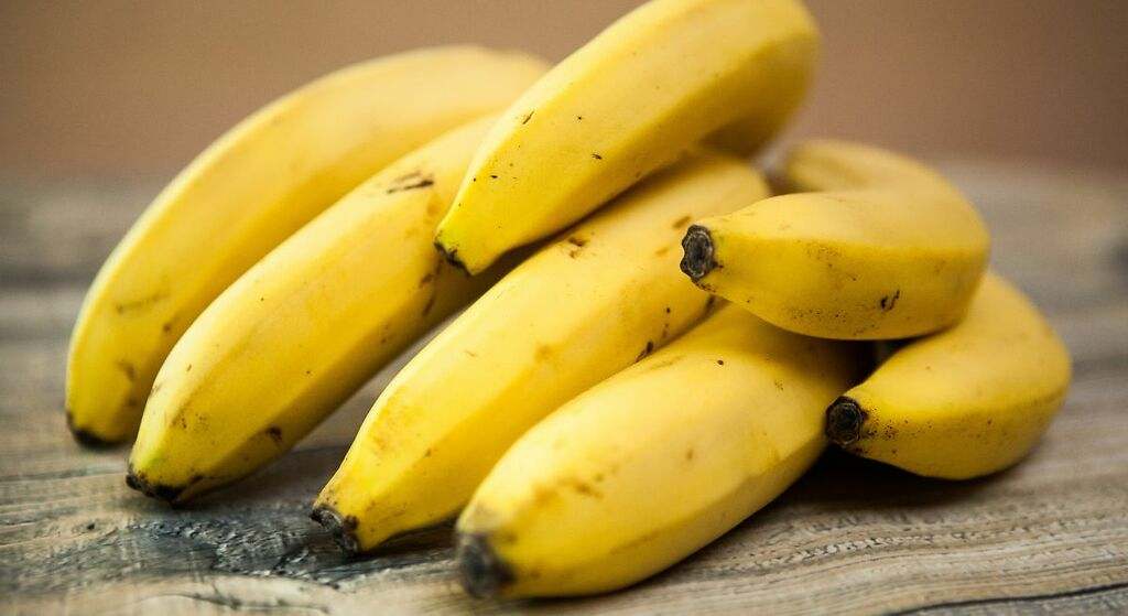 Las cáscaras del plátano no son basura: son un tesoro en tus manos con múltiples usos