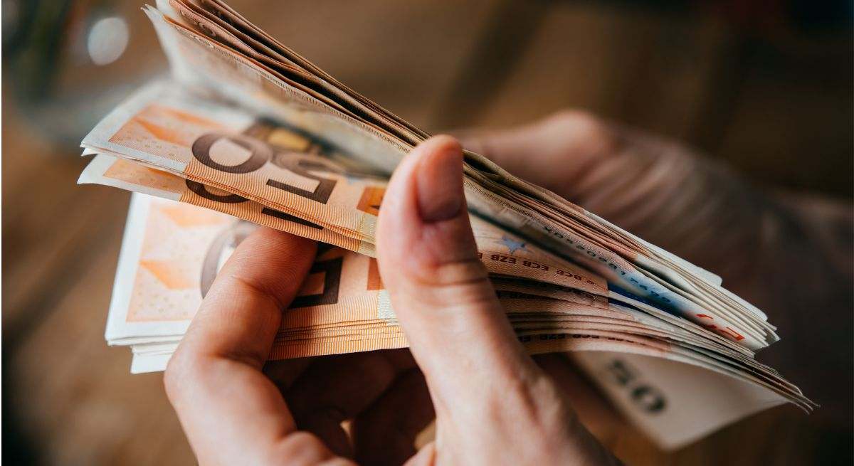 Cuál es el negocio más rápido y rentable para alcanzar la riqueza en poco tiempo, según la Inteligencia Artificial