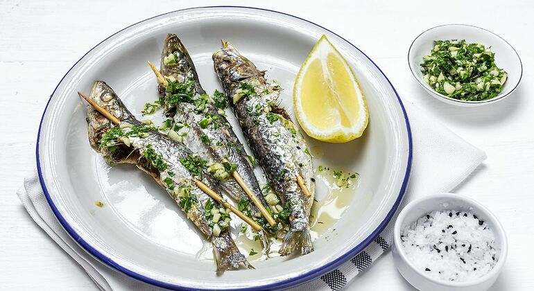 Sardinas al ajillo