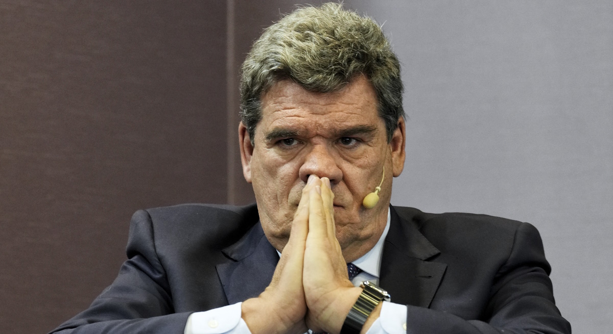 Industria, finanzas y sanidad asumen el 43% del alza extra de cotizaciones