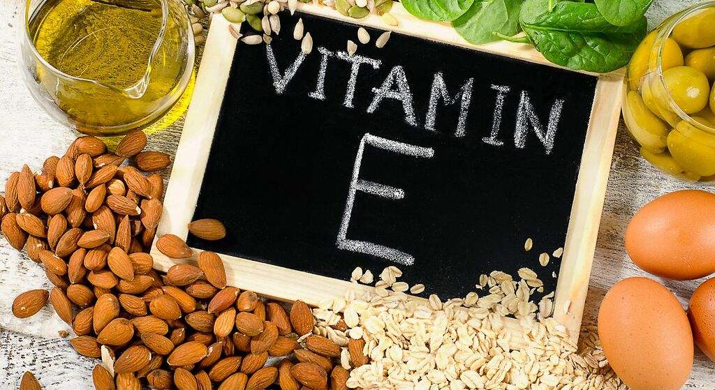 Vitamina E