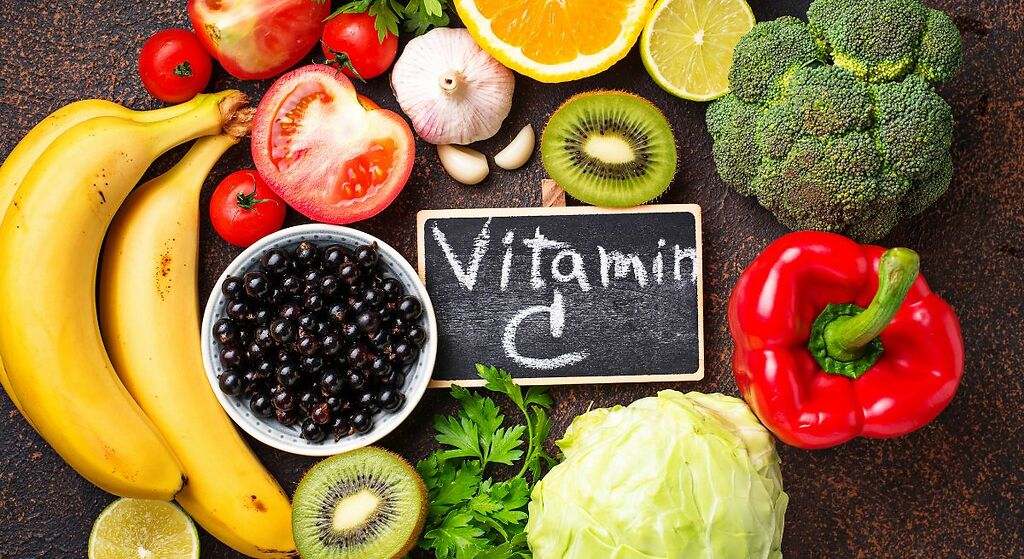 La vitamina llena de colágeno que mantiene la piel firme y combate las arrugas