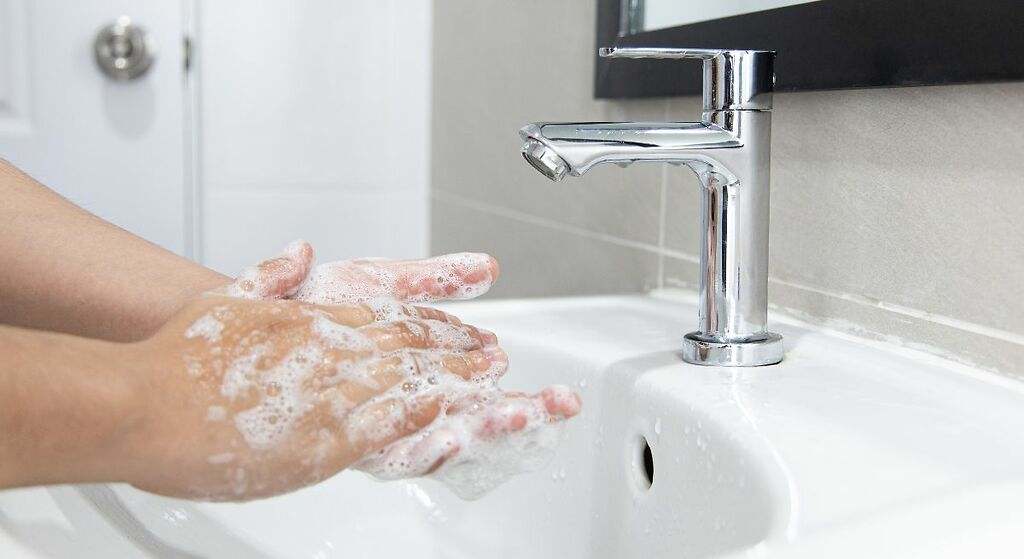 Ni jabón ni agua