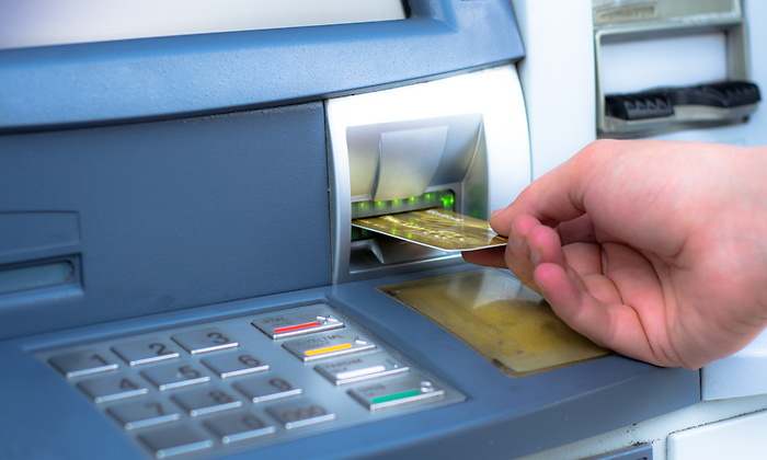 tarjeta-banco-istock.jpg