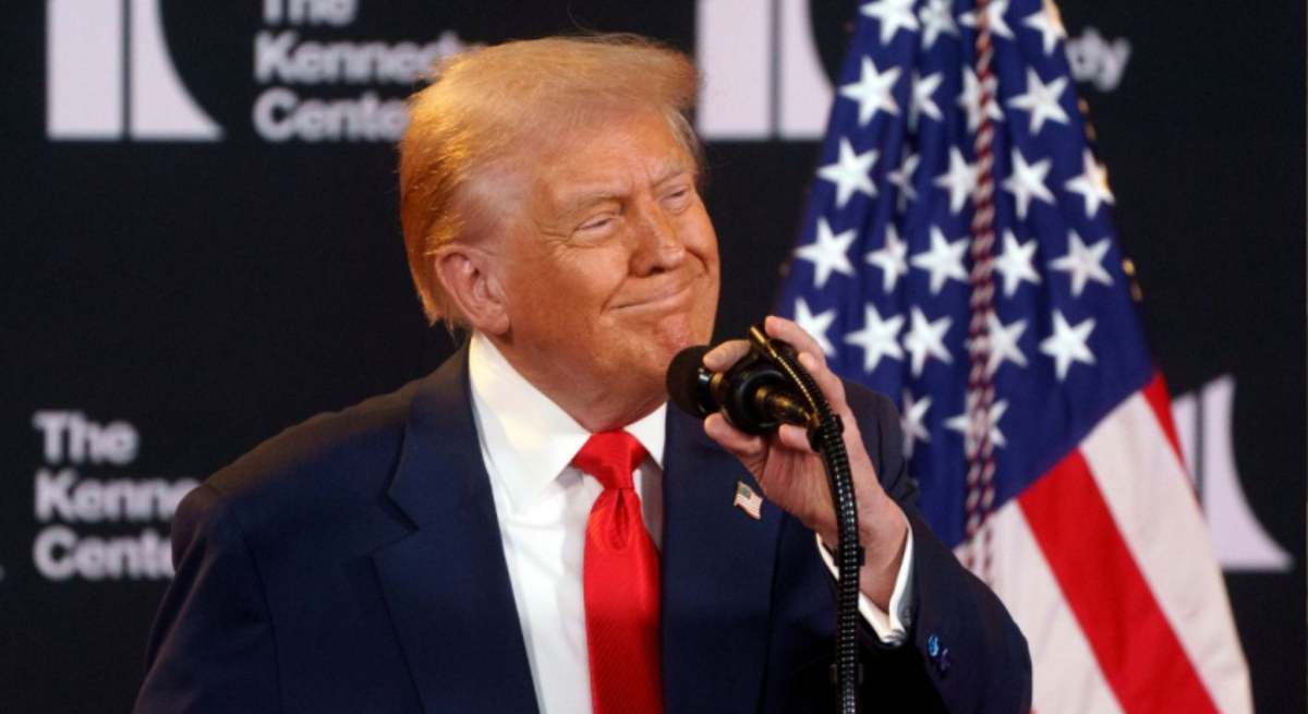 Trump quiere ponerle difícil a los estadounidenses acudir a votar presencialmente