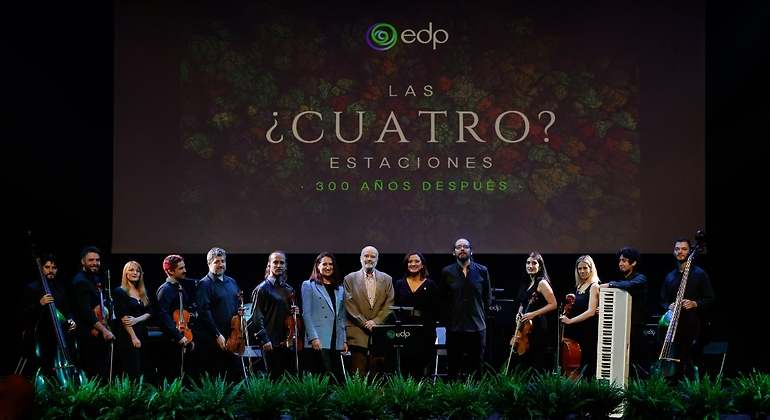 Orquesta en el escenario