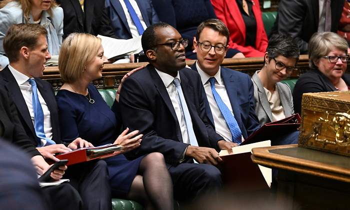 truss-kwarteng-presupuestos-reuters-1200x655.jpg